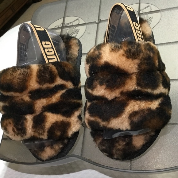 Ugg Fluff Yeah Slide - Picture 2 of 7